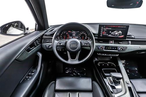 2023 Audi A4 45 S line Premium
