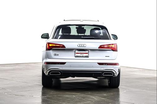 2023 Audi Q5 45 S line Premium