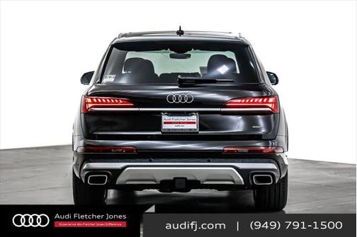 2025 Audi Q7 55 Prestige