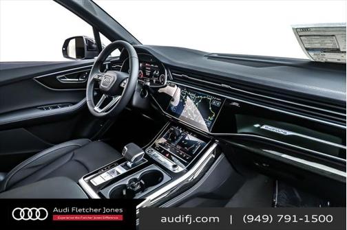 2025 Audi Q7 55 Prestige