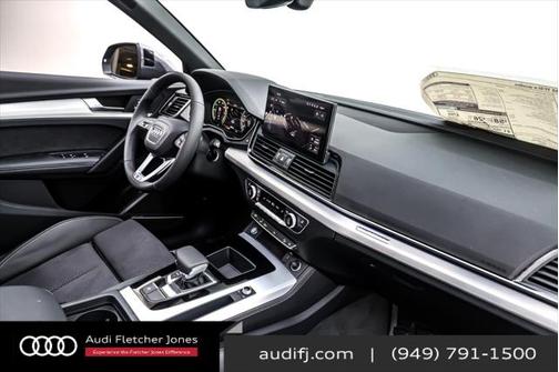 2025 Audi Q5 55 S line Premium Plus