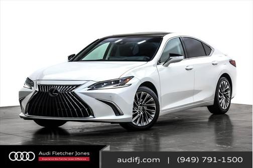 2024 Lexus ES 300h Luxury