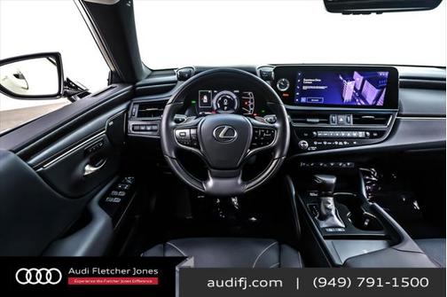 2024 Lexus ES 300h Luxury