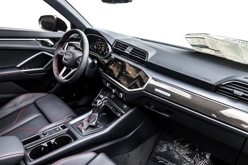 2025 Audi Q3 45 S line Premium Plus