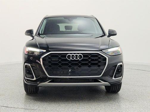 Mythos Black Metallic 2023 Audi Q5 45 S line Premium