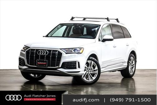 2022 Audi Q7 45 Premium Plus