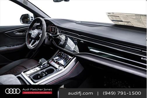 2025 Audi RS Q8 4.0T
