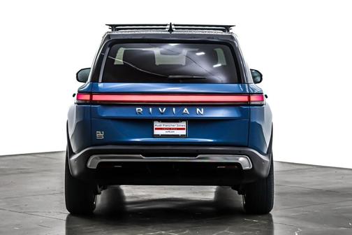 2023 Rivian R1S Adventure