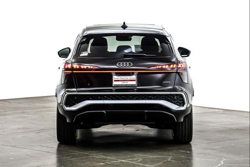 2026 Audi Q3 S line