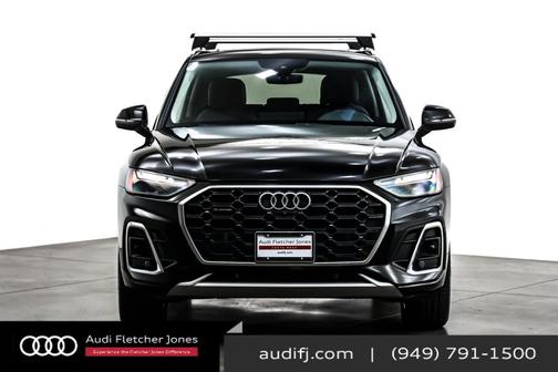2022 Audi Q5 45 S line Premium Plus