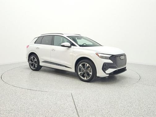 Glacier White Metallic 2023 Audi Q4 e-tron Premium Plus 50 quattro