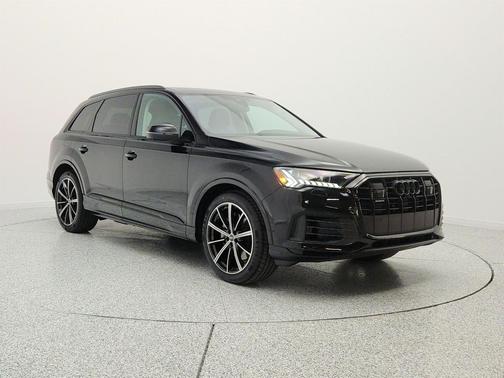 Mythos Black Metallic 2023 Audi Q7 55 Prestige