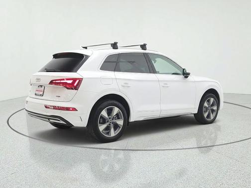 Ibis White 2023 Audi Q5 40 Premium