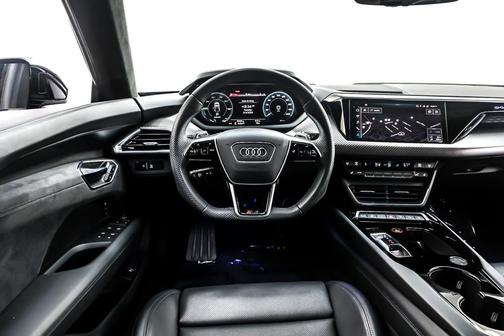 2023 Audi RS e-tron GT quattro