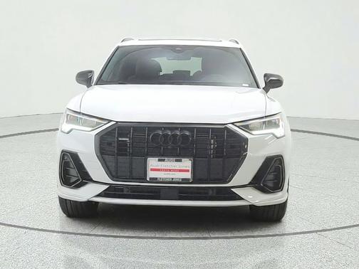 Glacier White Metallic 2025 Audi Q3 45 S line Premium Plus