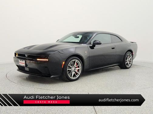 Diamond Black Crystal Pearlcoat 2025 Dodge Charger Daytona Scat Pack