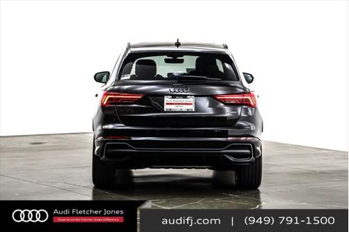 2025 Audi Q3 Premium 45 TFSI S line quattro Tiptronic