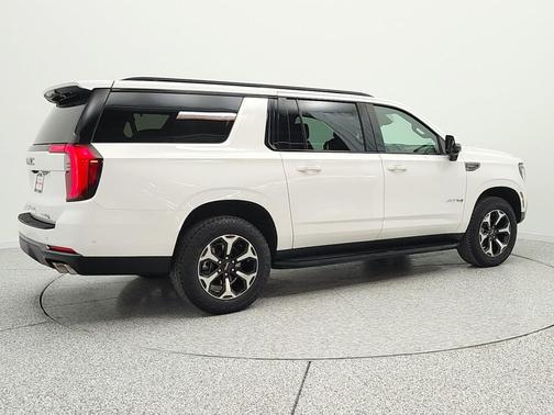 Summit White 2025 GMC Yukon XL 4WD AT4