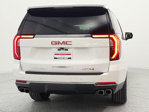 Summit White 2025 GMC Yukon XL 4WD AT4