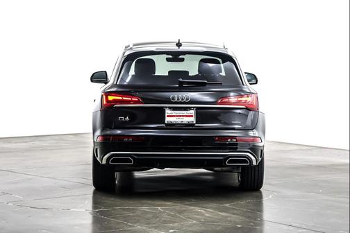 2022 Audi Q5 55 S line Premium