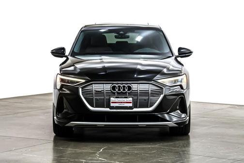 2022 Audi e-tron Sportback S line Premium