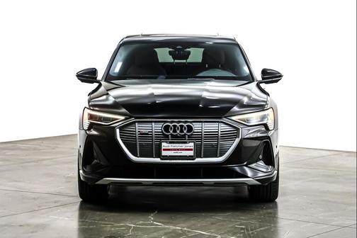 2022 Audi e-tron Sportback S line Premium Plus