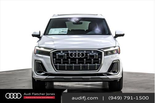 2025 Audi Q7 45 Premium Plus