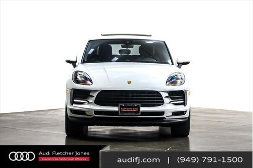 2021 Porsche Macan Base