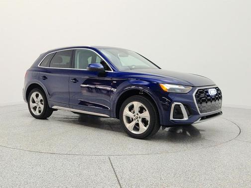 Navarra Blue Metallic 2023 Audi Q5 45 S line Premium Plus