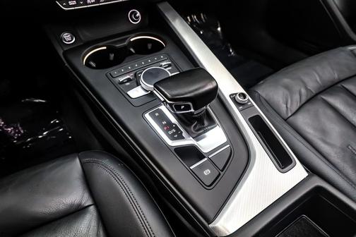 2017 Audi A4 Season of Audi Premium