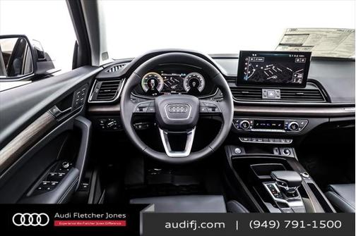 2025 Audi Q5 55 S line Premium Plus
