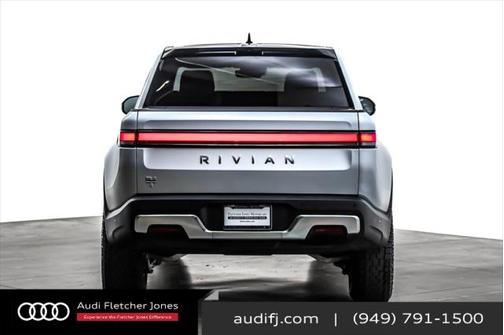 2024 Rivian R1T Adventure