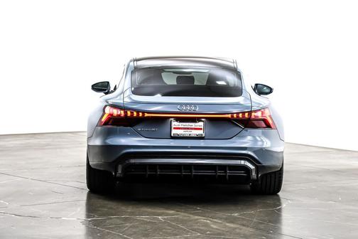 2023 Audi e-tron GT Premium Plus quattro