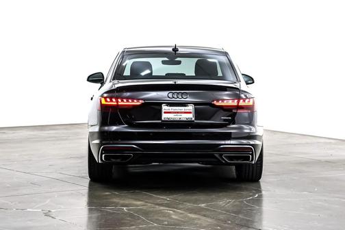 2023 Audi A4 45 S line Premium Plus