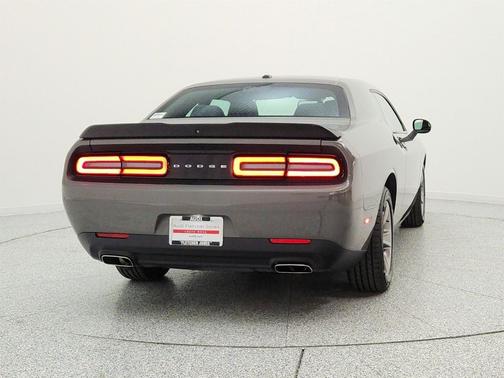 Destroyer Gray Clearcoat 2019 Dodge Challenger SXT