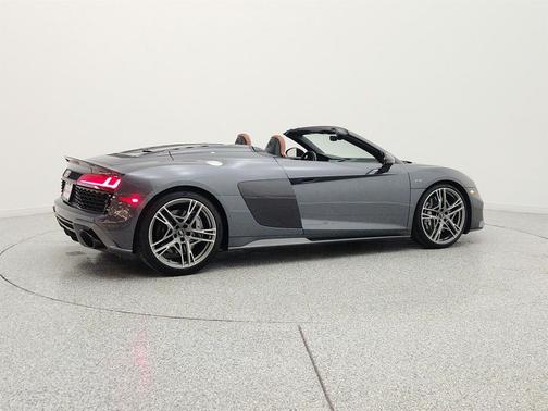 Daytona Gray Pearl Effect 2021 Audi R8 V10 performance quattro S tronic