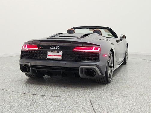 Daytona Gray Pearl Effect 2021 Audi R8 V10 performance quattro S tronic