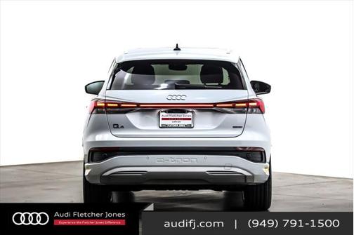 2022 Audi Q4 e-tron Prestige 50 quattro