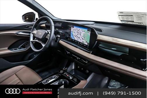 2025 Audi Q6 e-tron Premium Plus quattro