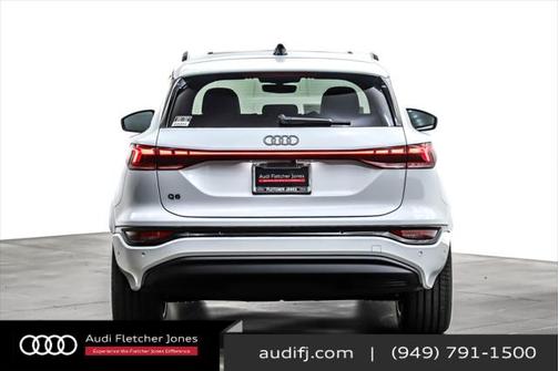 2025 Audi Q6 e-tron Premium Plus quattro