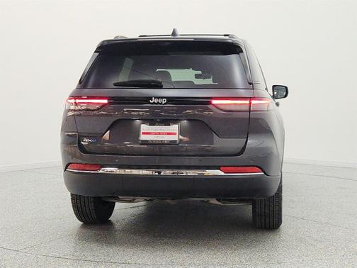 Baltic Gray Metallic Clearcoat 2025 Jeep Grand Cherokee 4xe Base