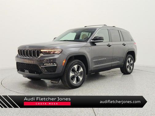 Baltic Gray Metallic Clearcoat 2025 Jeep Grand Cherokee 4xe Base