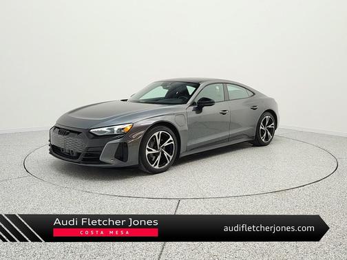 Daytona Gray Pearl Effect 2022 Audi e-tron GT Premium Plus