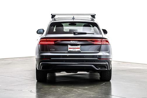 2023 Audi Q8 55 Premium Plus