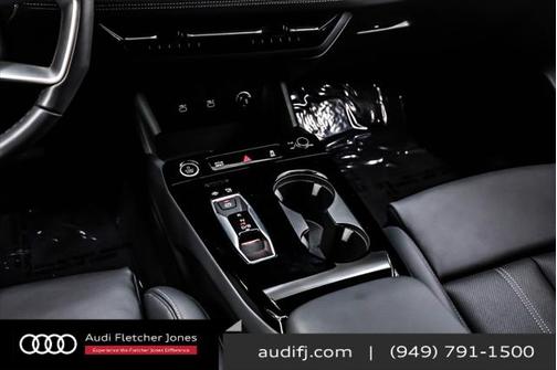2025 Audi Q6 e-tron Premium Plus quattro
