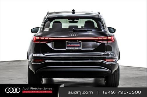 2025 Audi Q6 e-tron Premium Plus