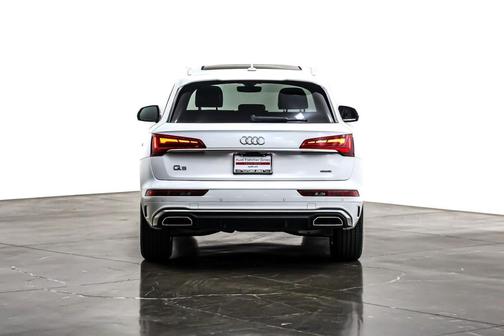 2023 Audi Q5 45 S line Premium