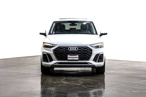 2023 Audi Q5 45 S line Premium