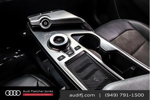 2024 Kia EV6 Light