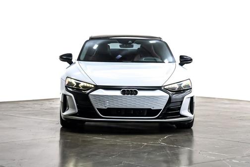 2024 Audi RS e-tron GT quattro